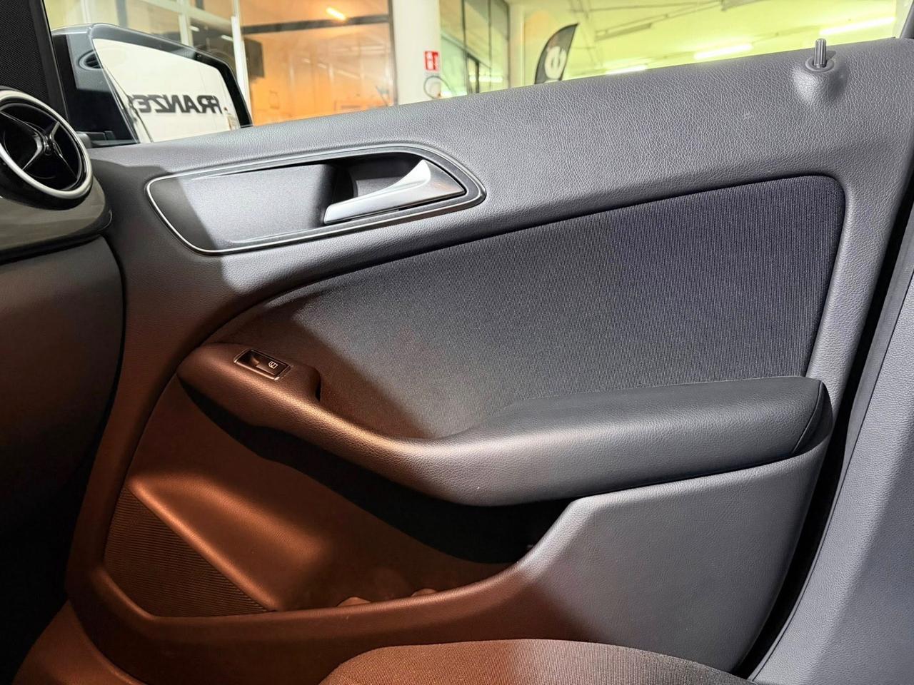 Mercedes-benz B 180 CDI Automatic Premium