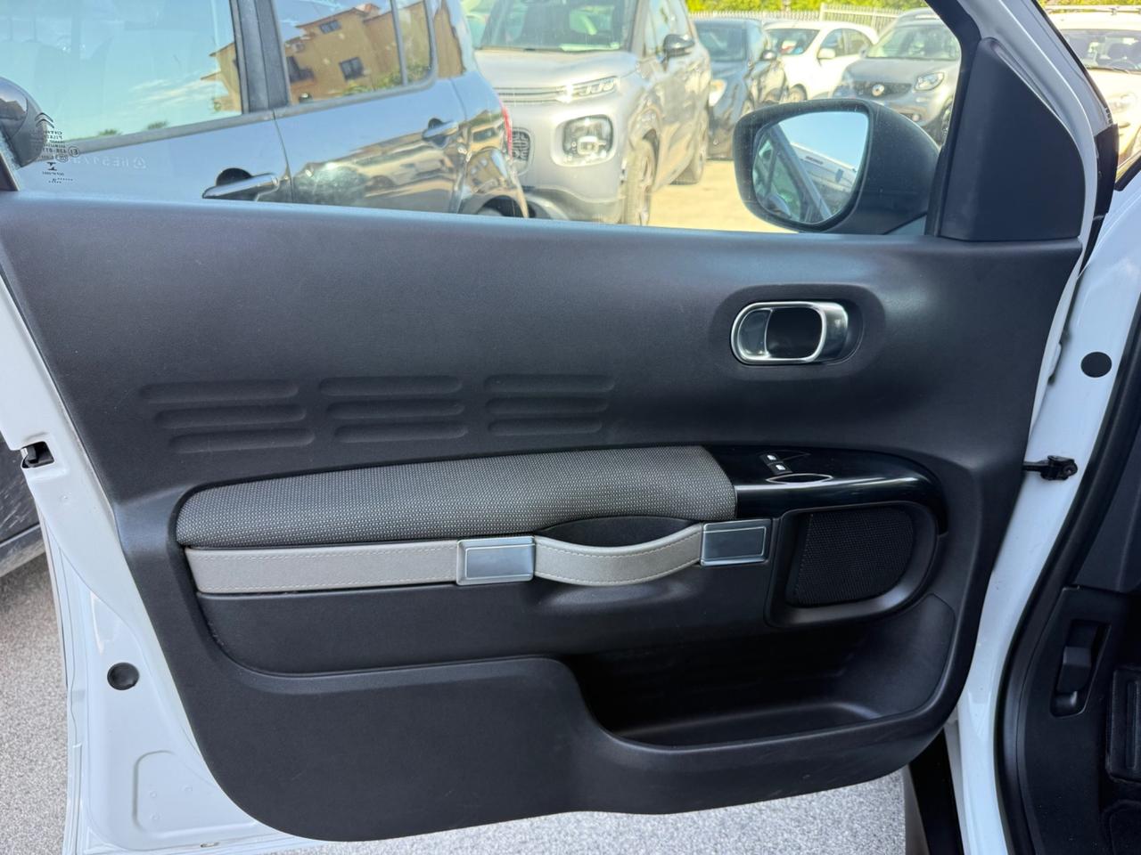 Citroen C4 Cactus BlueHDi 100 S&S ETG6 Shine