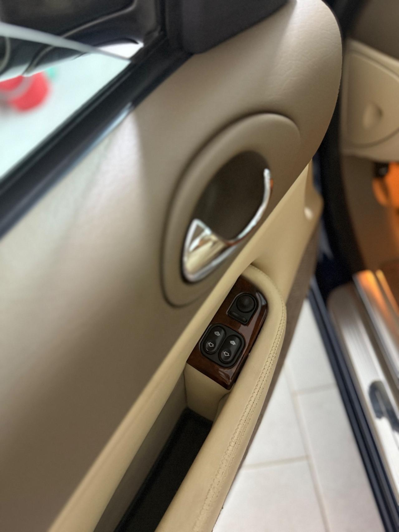 Jaguar XK XK8