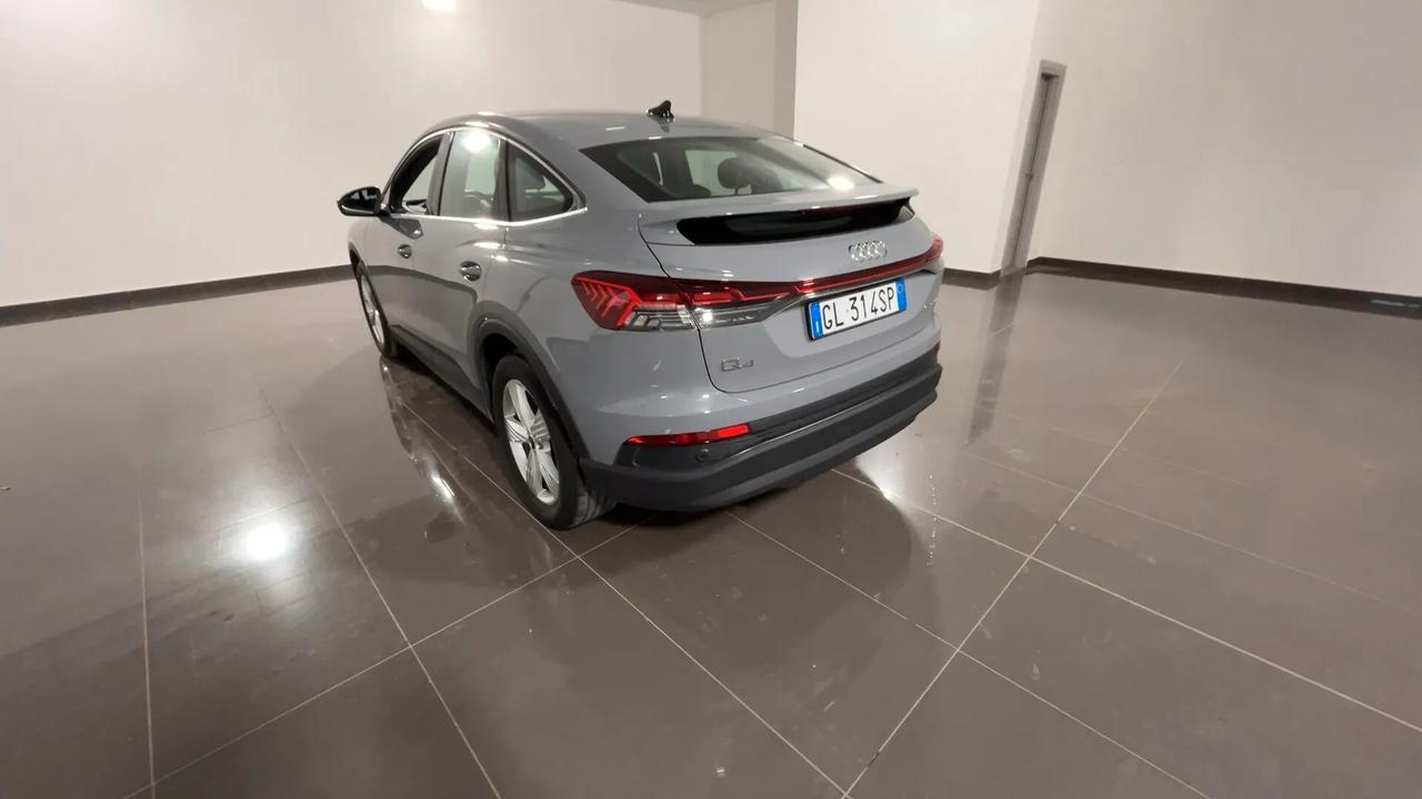 Audi Q4 35 e-tron Business