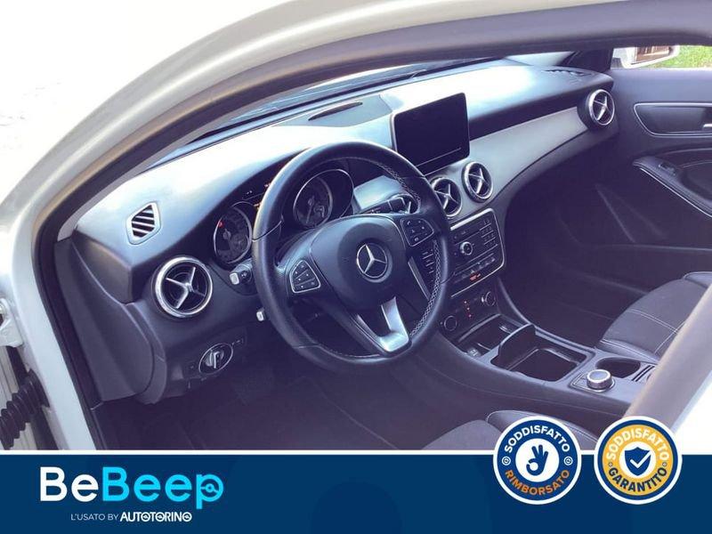 Mercedes-Benz GLA 220 D SPORT 4MATIC 177CV AUTO