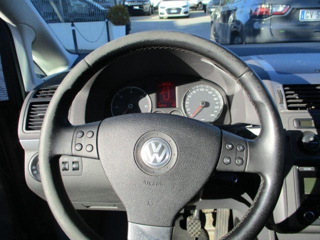 VOLKSWAGEN Touran 1.9 TDI 105CV DPF Highline PELLE/Sensori