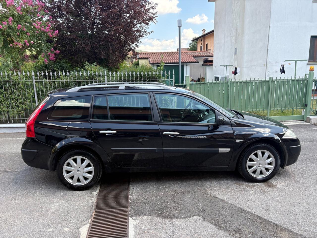 Renault Megane Mégane 1.9 dCi/130CV Grandtour Luxe