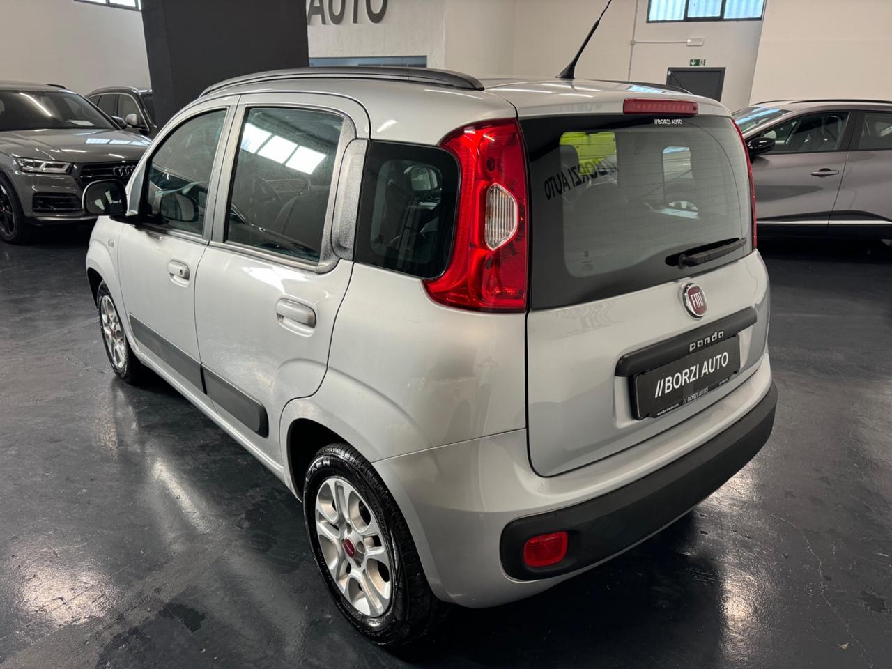 Fiat Panda 1.2 Lounge DISTRIBUZIONE NUOVA!!