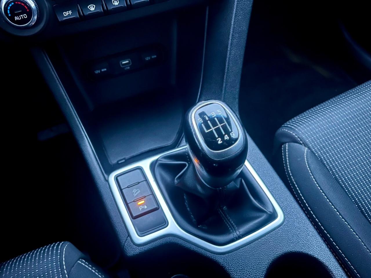 Kia Sportage 1.6CRDI 2019 125.000km autocarro 5posti perfetta