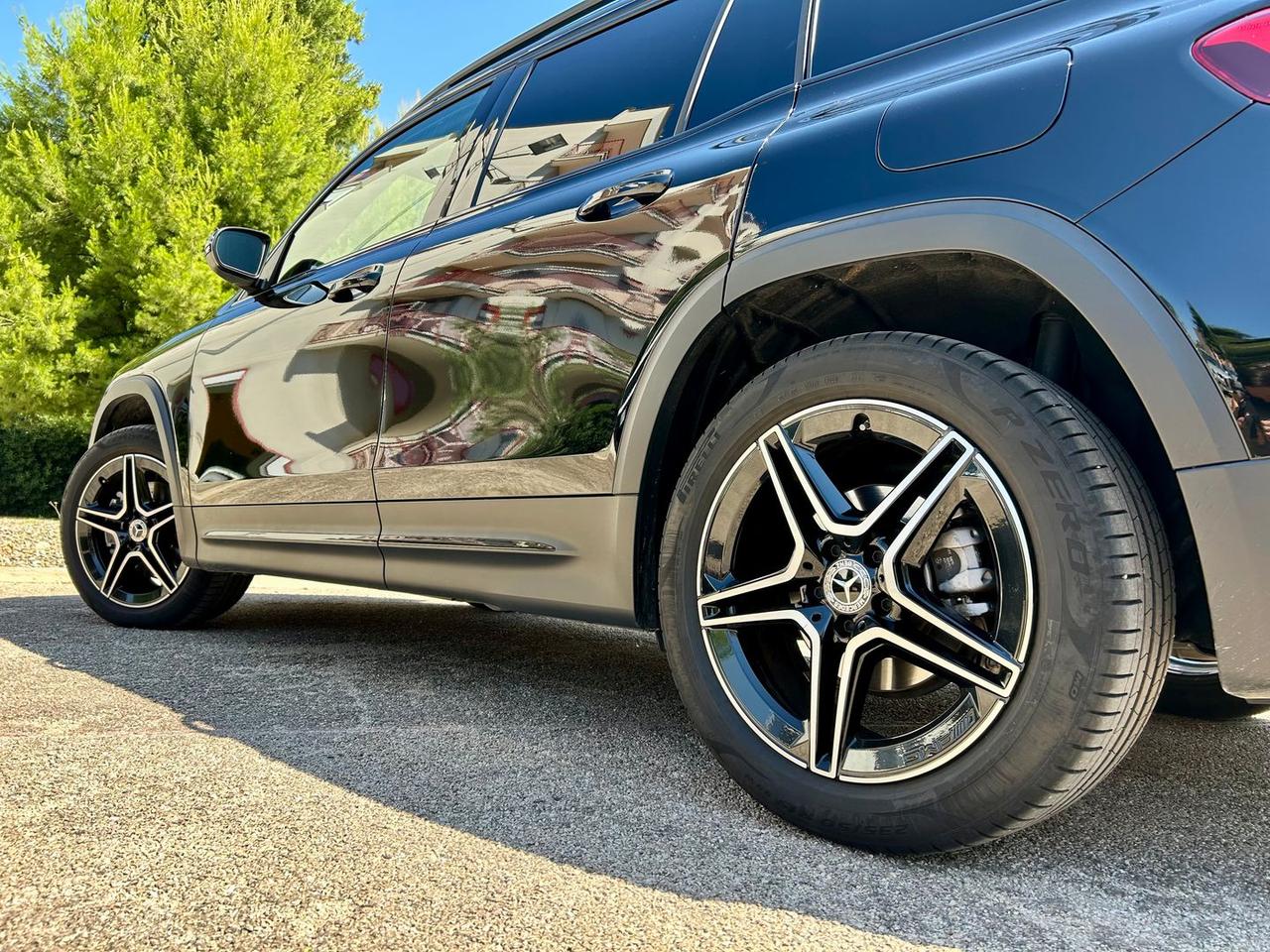 Mercedes-Benz GLB 180 D AMG Premium #11399