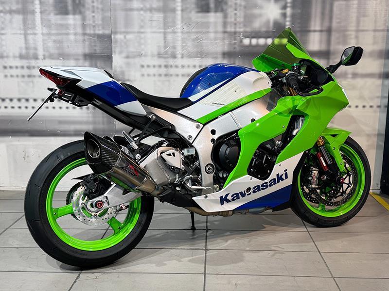 Kawasaki Ninja 1000 ZX-10R 40th Performance