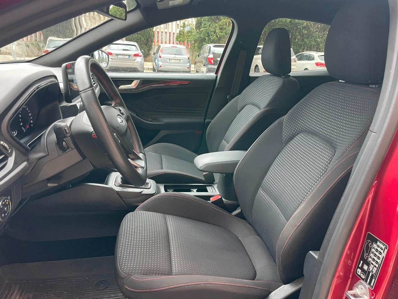 Ford Focus 1.5 EcoBlue 120 CV 5p. ST-Line