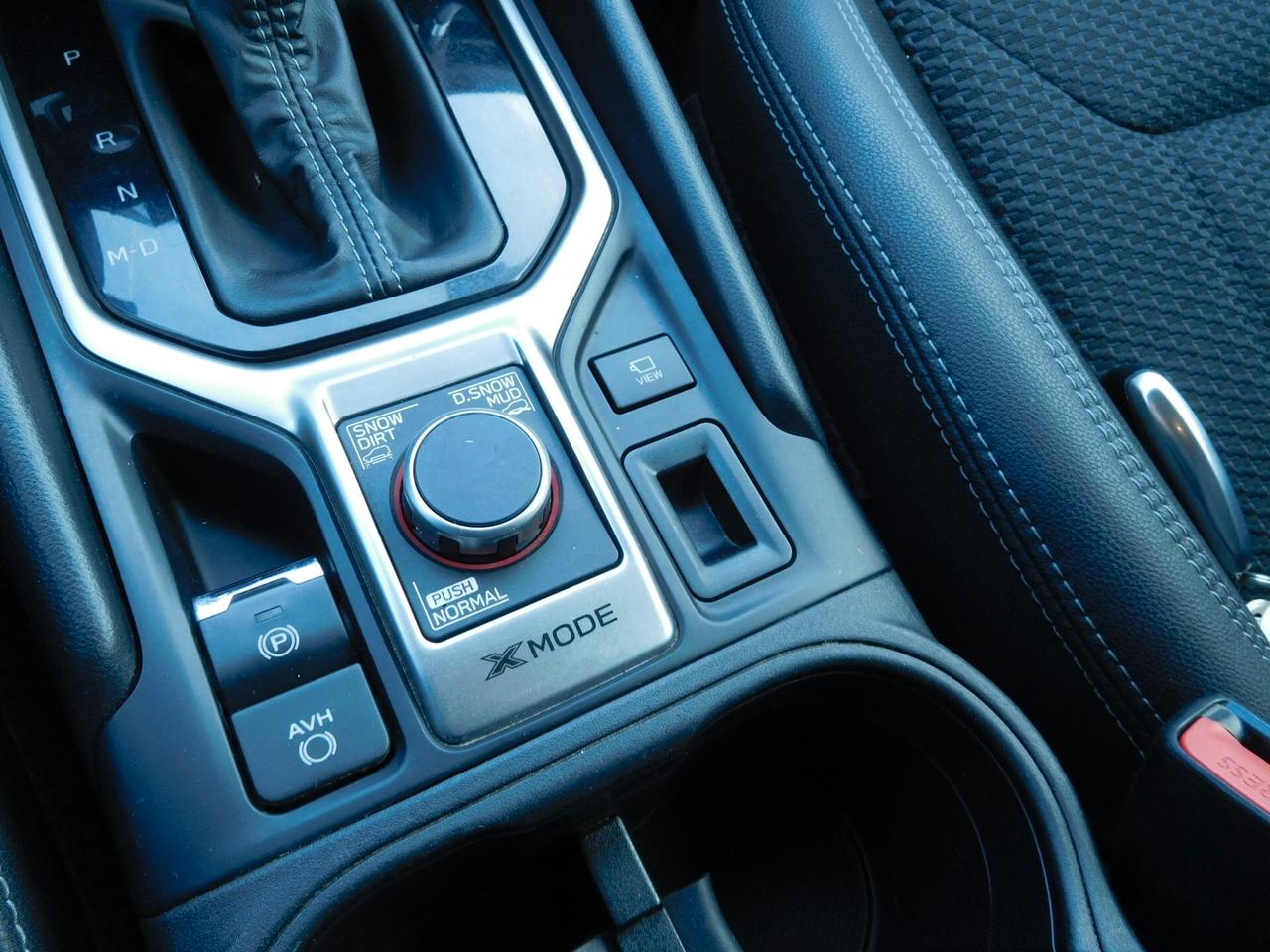 Subaru Forester 2.0 e-Boxer MHEV CVT Lineartronic Premium 150cv GANCIO TRAINO