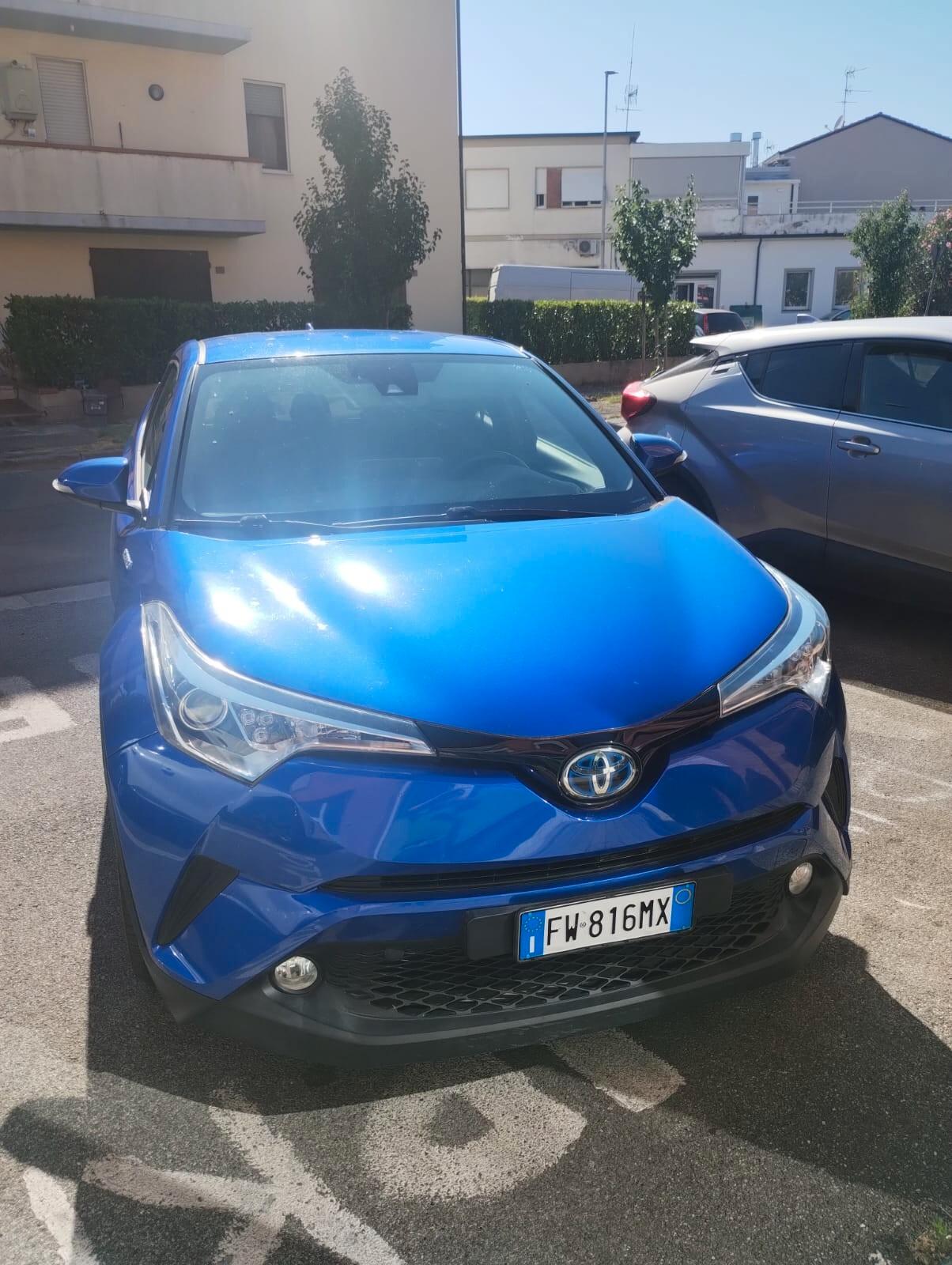 Toyota C-HR 1.8 Hybrid E-CVT Style+