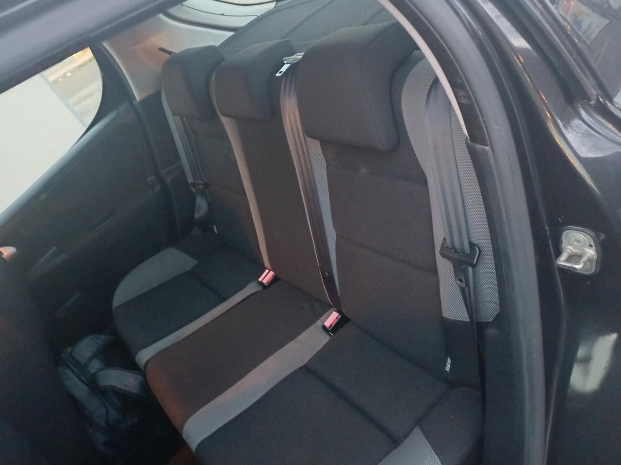 Peugeot 207 1.4 HDi 70CV 5p. X Line 2009
