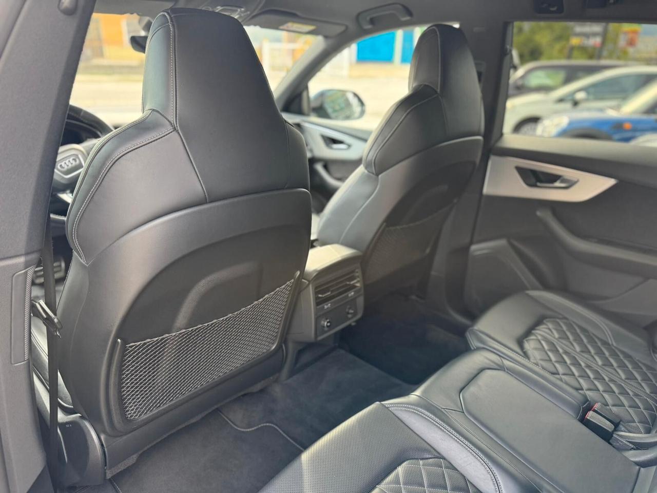 Audi Q8 50 TDI 286 CV quattro tiptronic Sline garanzia