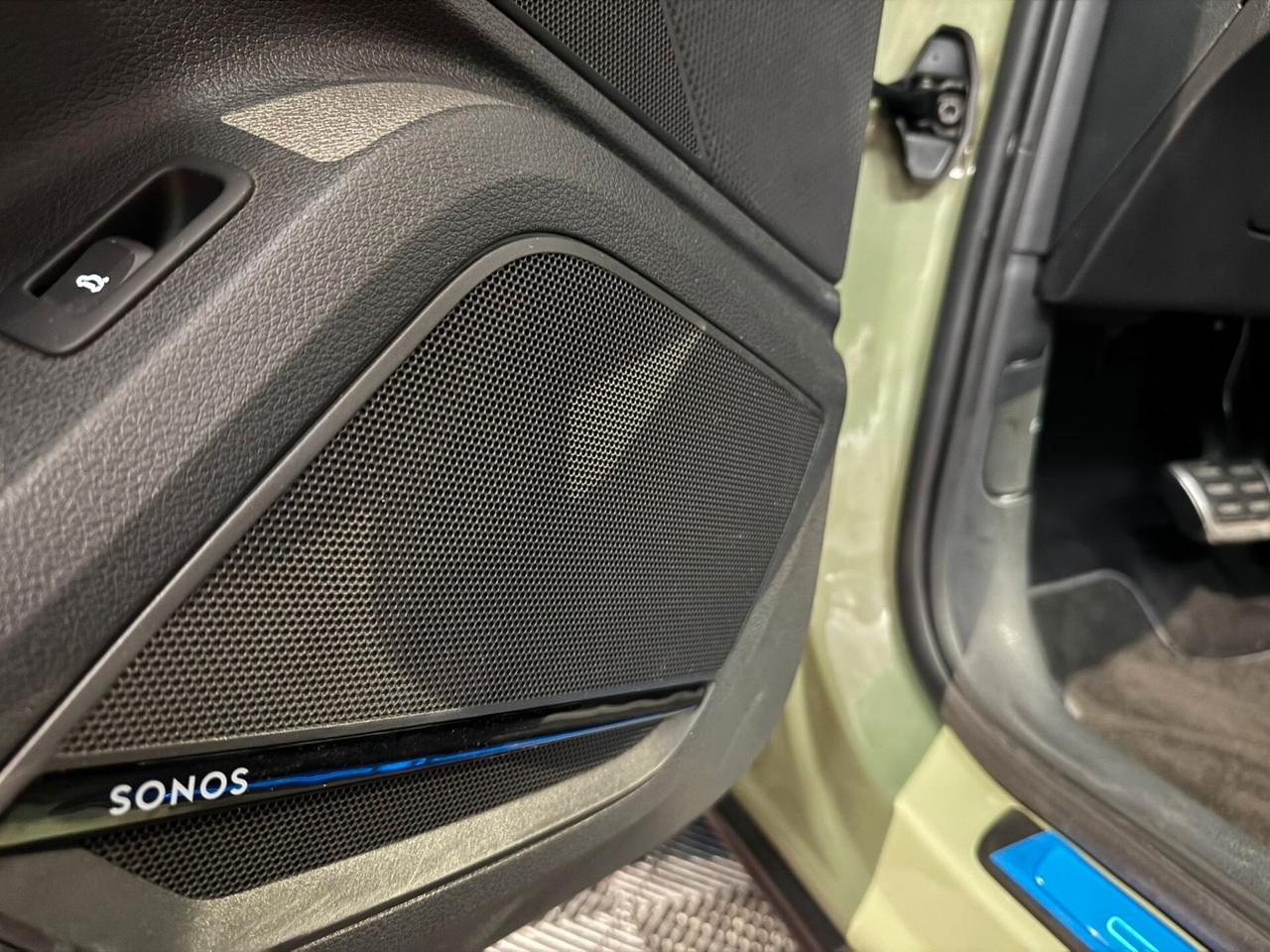 Audi Q2 35 TDI quattro S tronic S line Edition