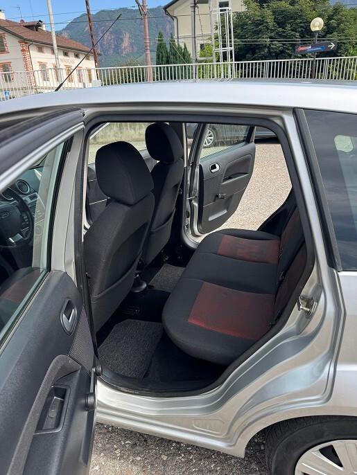 Ford Fiesta 1.2 16V 5p. Titanium