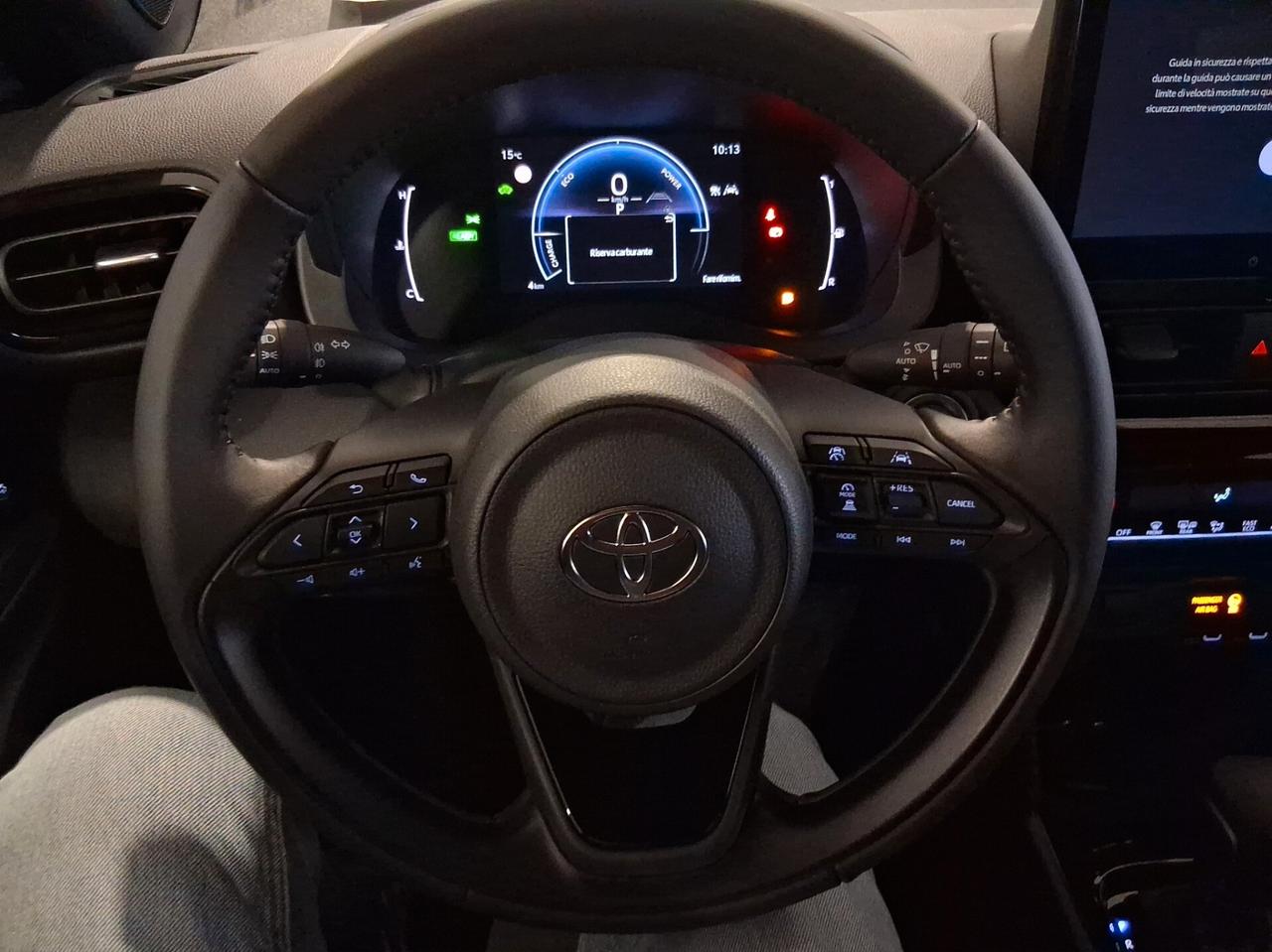 Toyota Yaris Cross 1.5 Hybrid 5p. E-CVT Trend + comfort pack 115cv