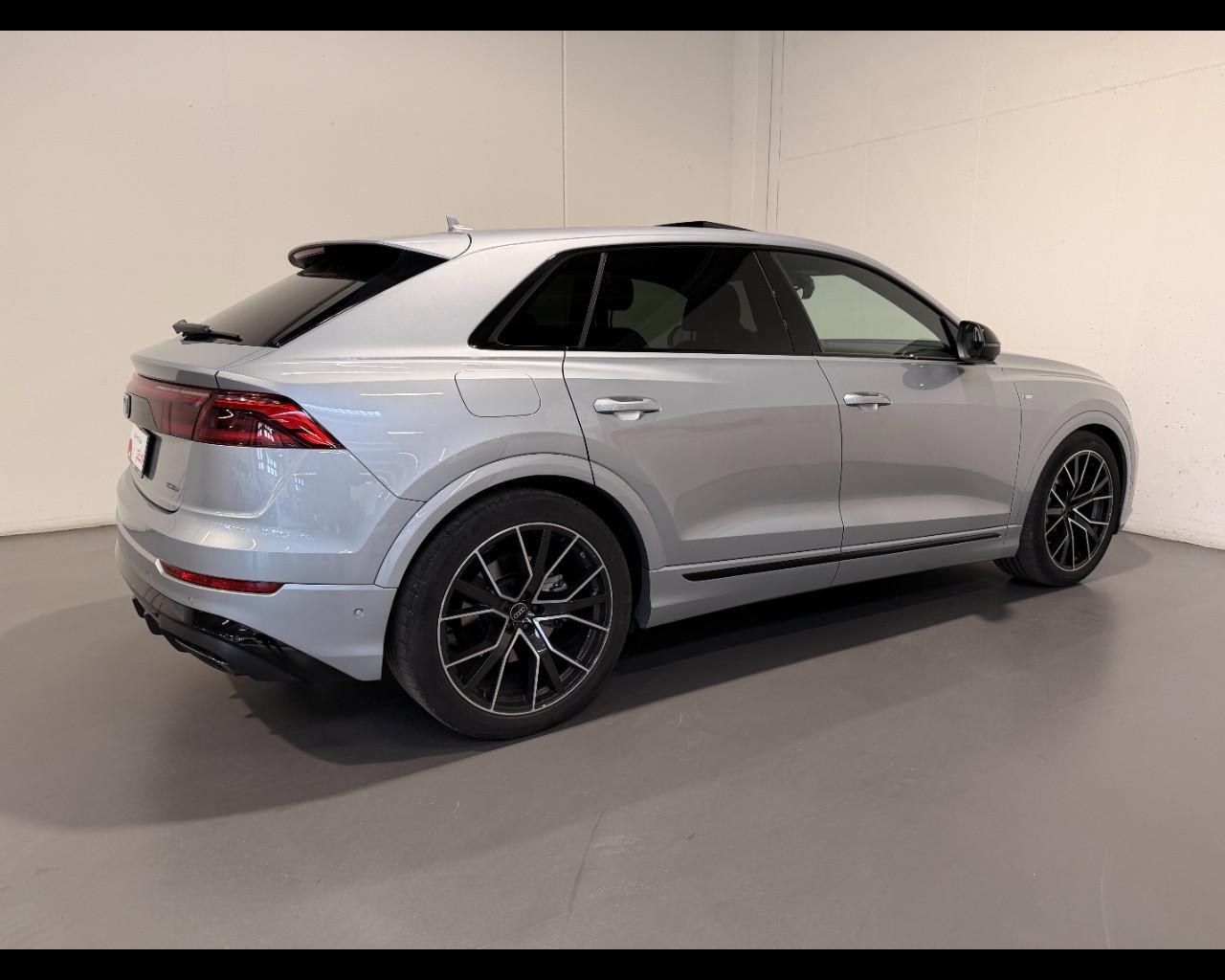AUDI Q8 50 TDI MHEV TIPTRONIC QUATTRO S-LINE EDITION