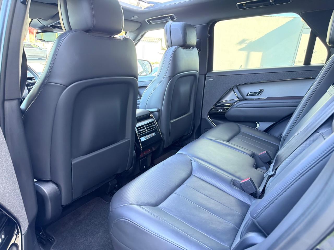 Land Rover Range Sport 3.0D l6 249 CV Dynamic HSE black edition