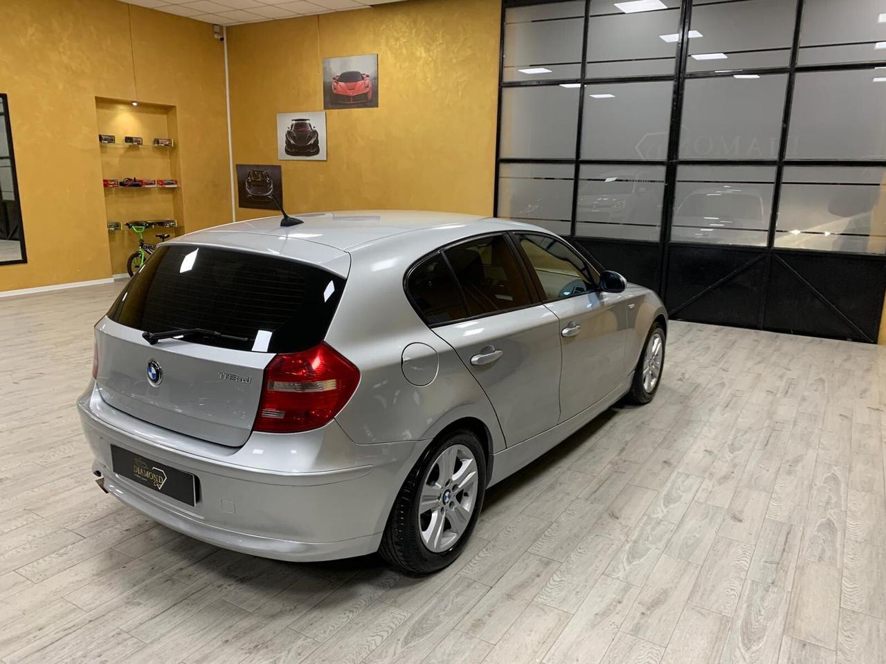 BMW 118d 143 cv “RESTYLING/LED/SENSORI PARK”-2009