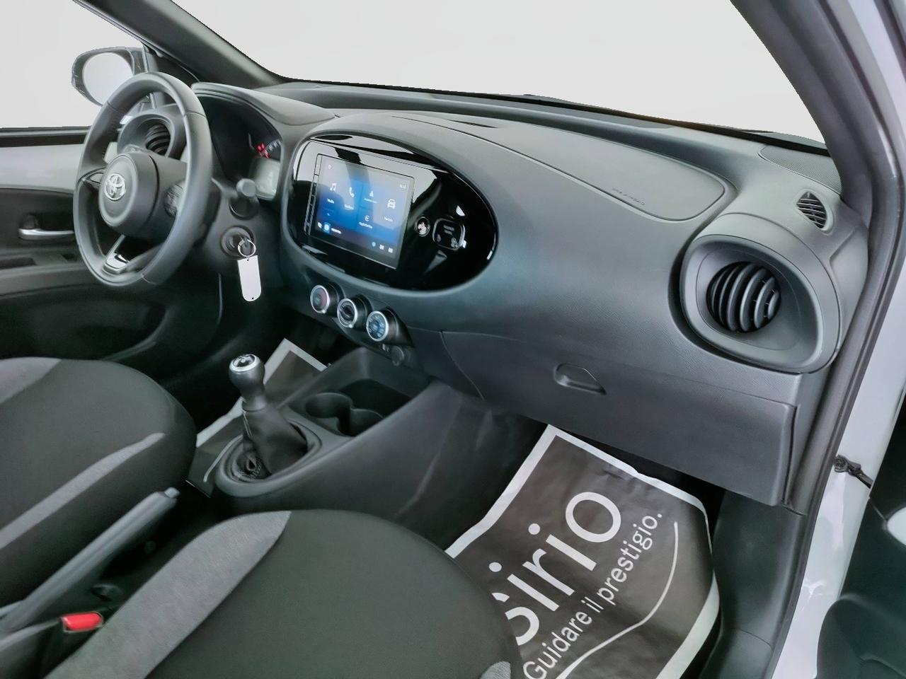 TOYOTA Aygo X - Aygo X 1.0 Active 72cv