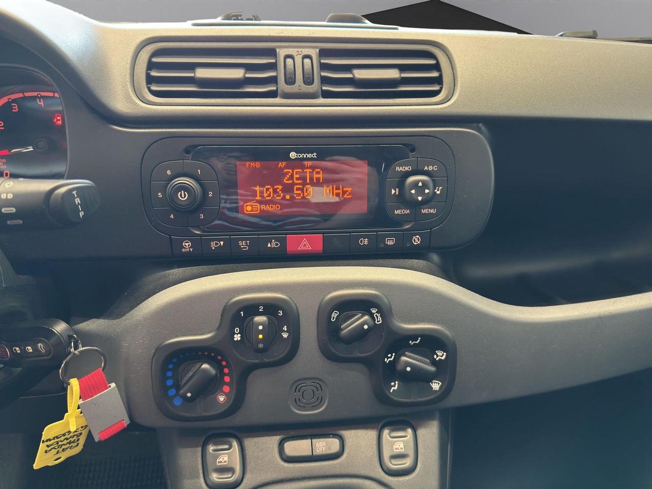 Fiat Panda 1.0 firefly hybrid Sport s&s 70cv 5p.ti