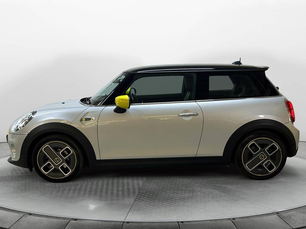 MINI Mini Cooper SE L