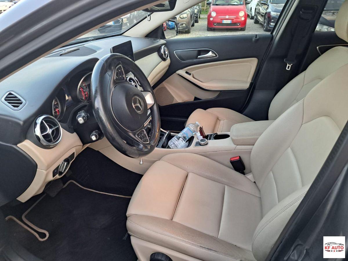 MERCEDES GLA - 180D Automatic Premium