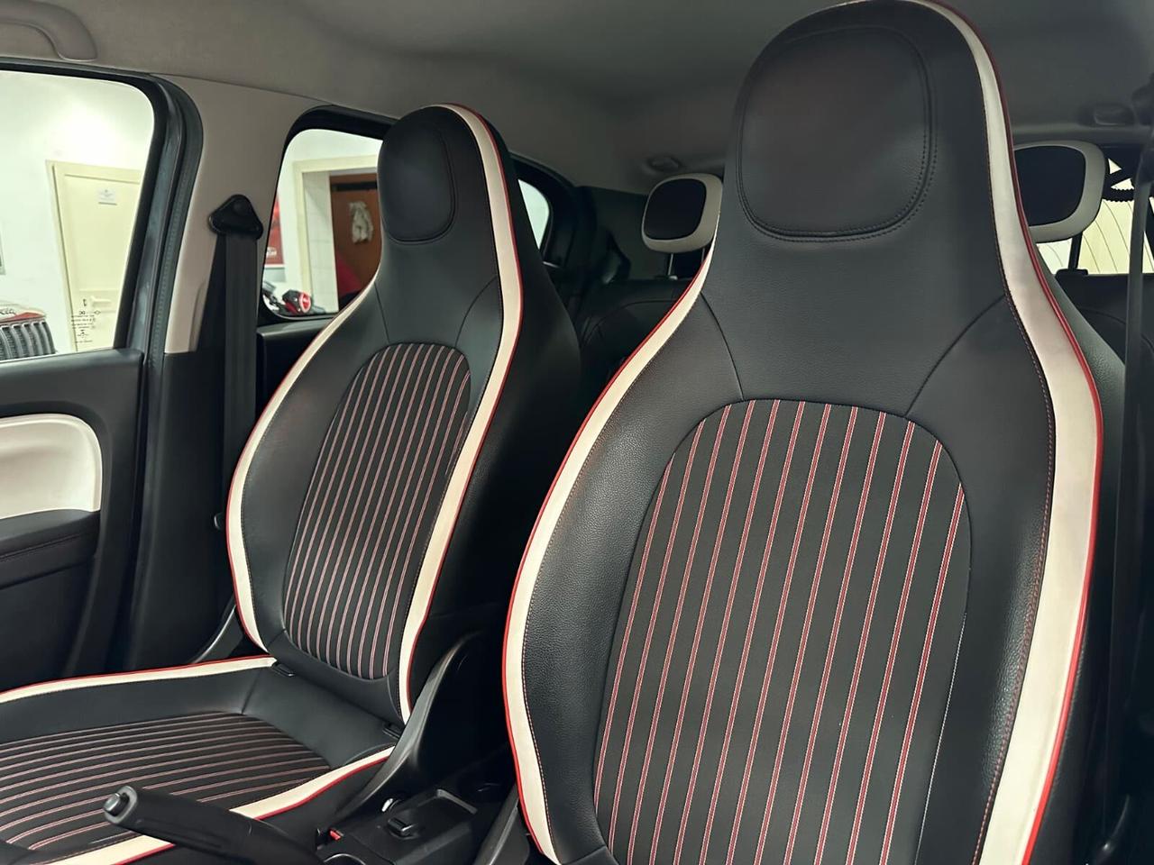 Renault Twingo TCe 95 CV EDC Duel2