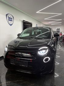 Fiat 500 500e Berlina 42 kWh La Prima