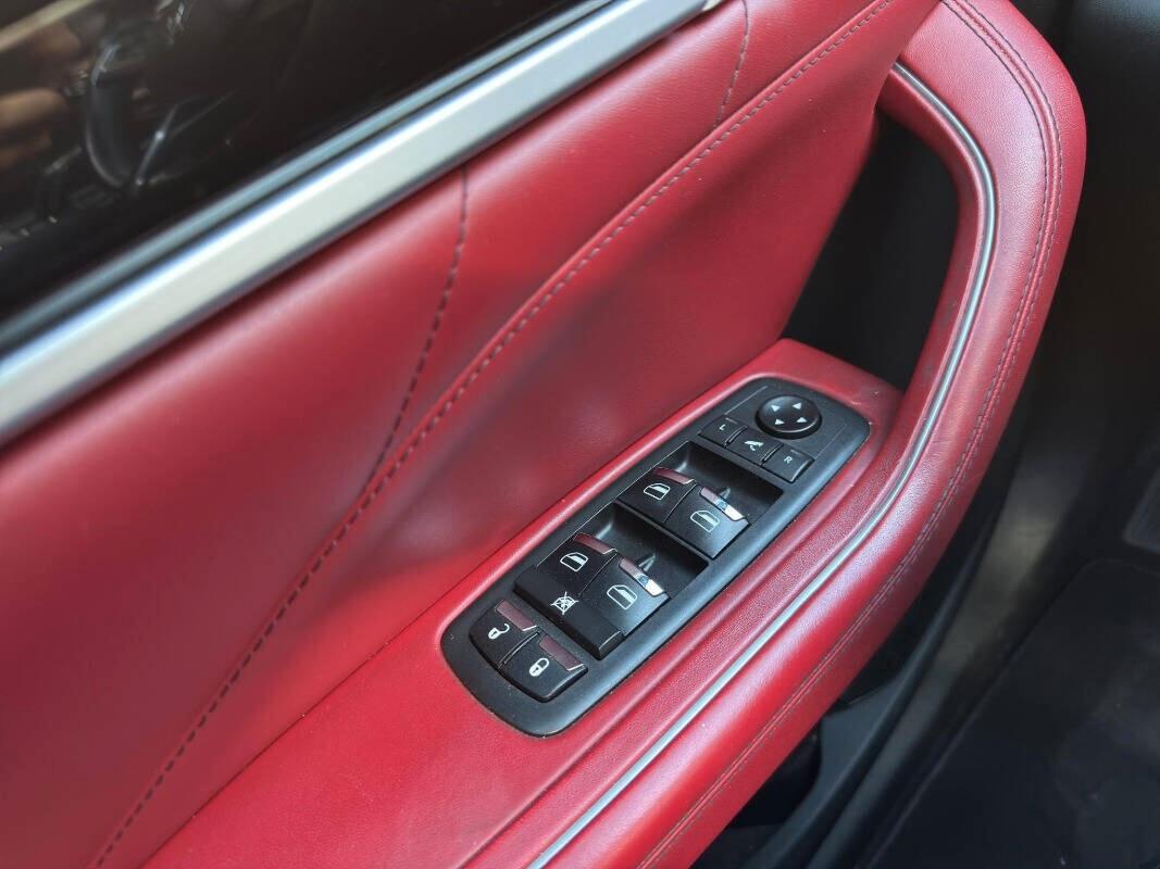 Maserati Levante V6 Diesel 275 CV AWD Granlusso