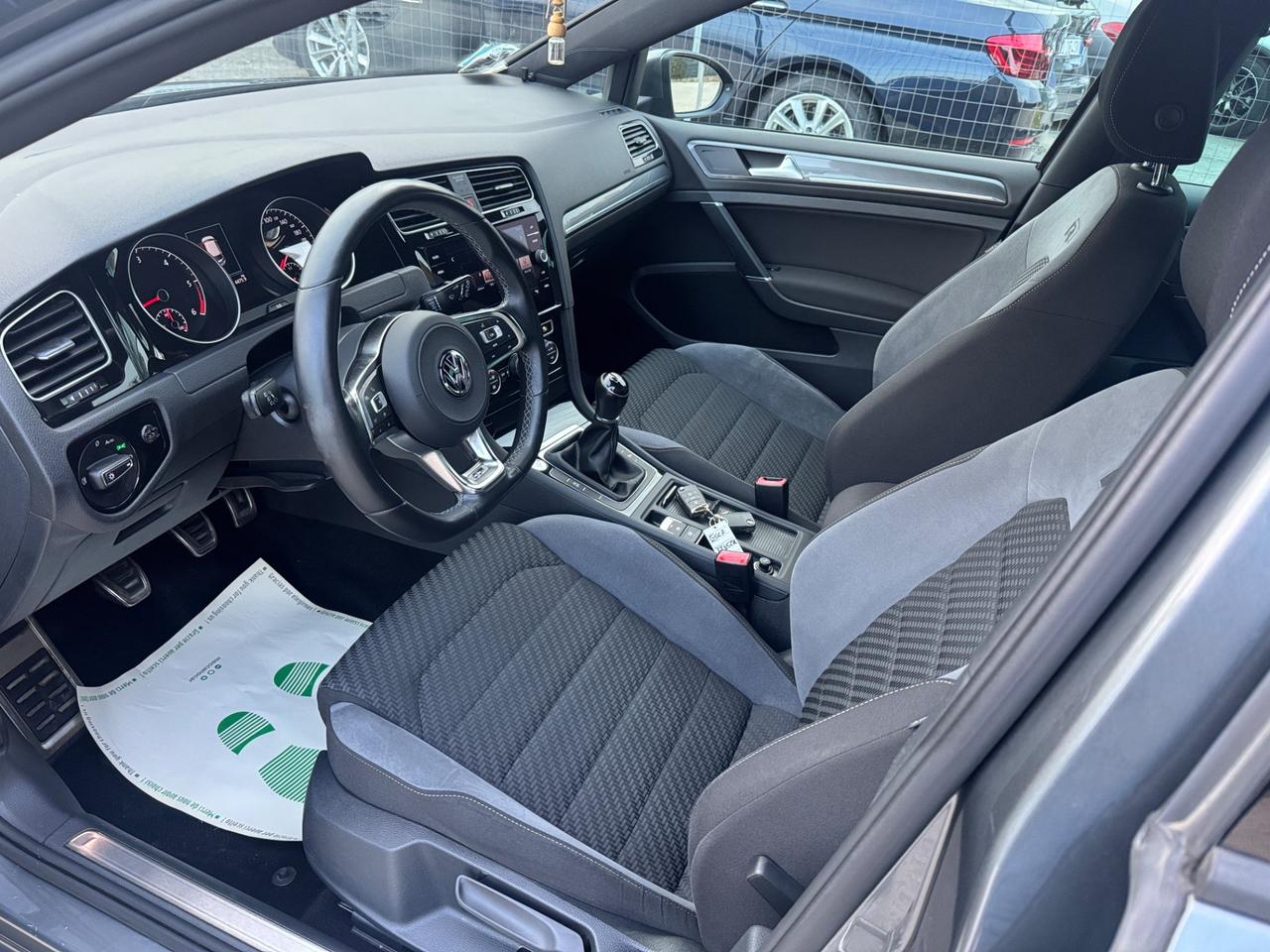 Volkswagen Golf 7 R-Line 1.6 TDI 115 CV Pack R Top di Gamma Euro6d