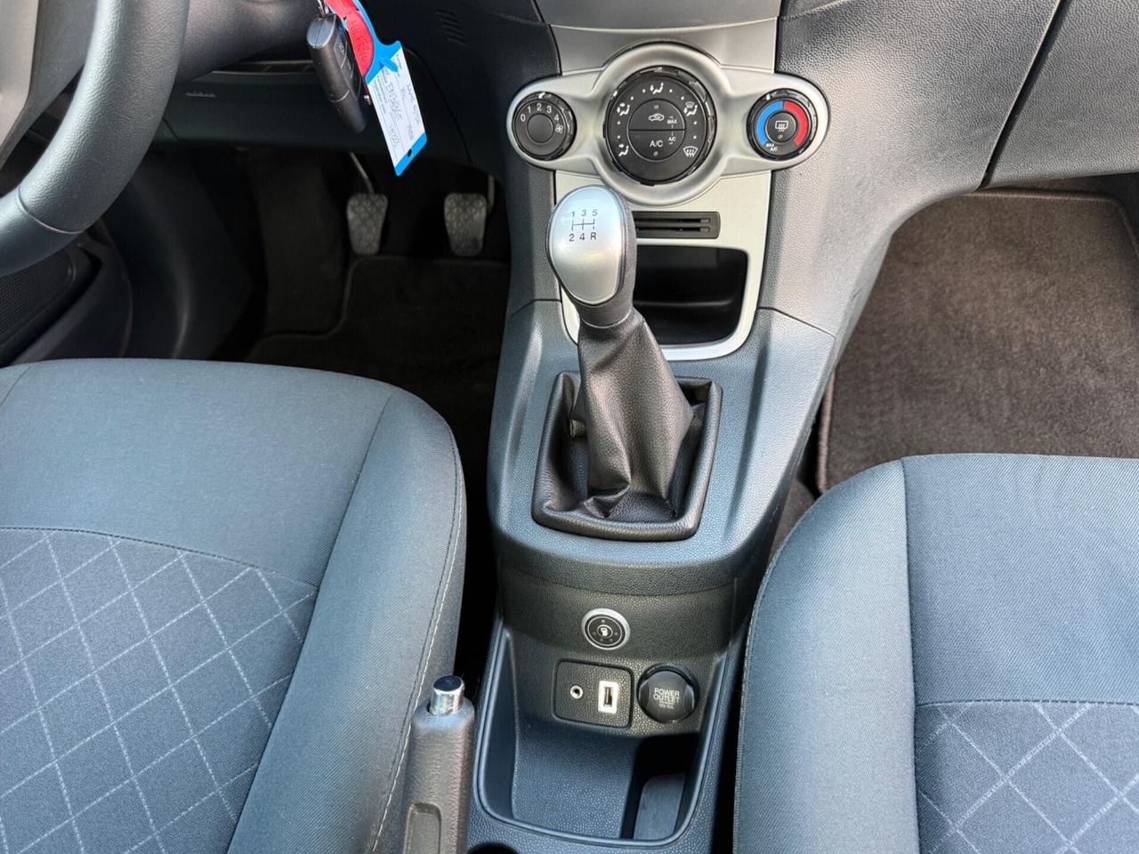 Ford Fiesta 1.4 16V 5p.Bz.- GPL Business UNICO PRO