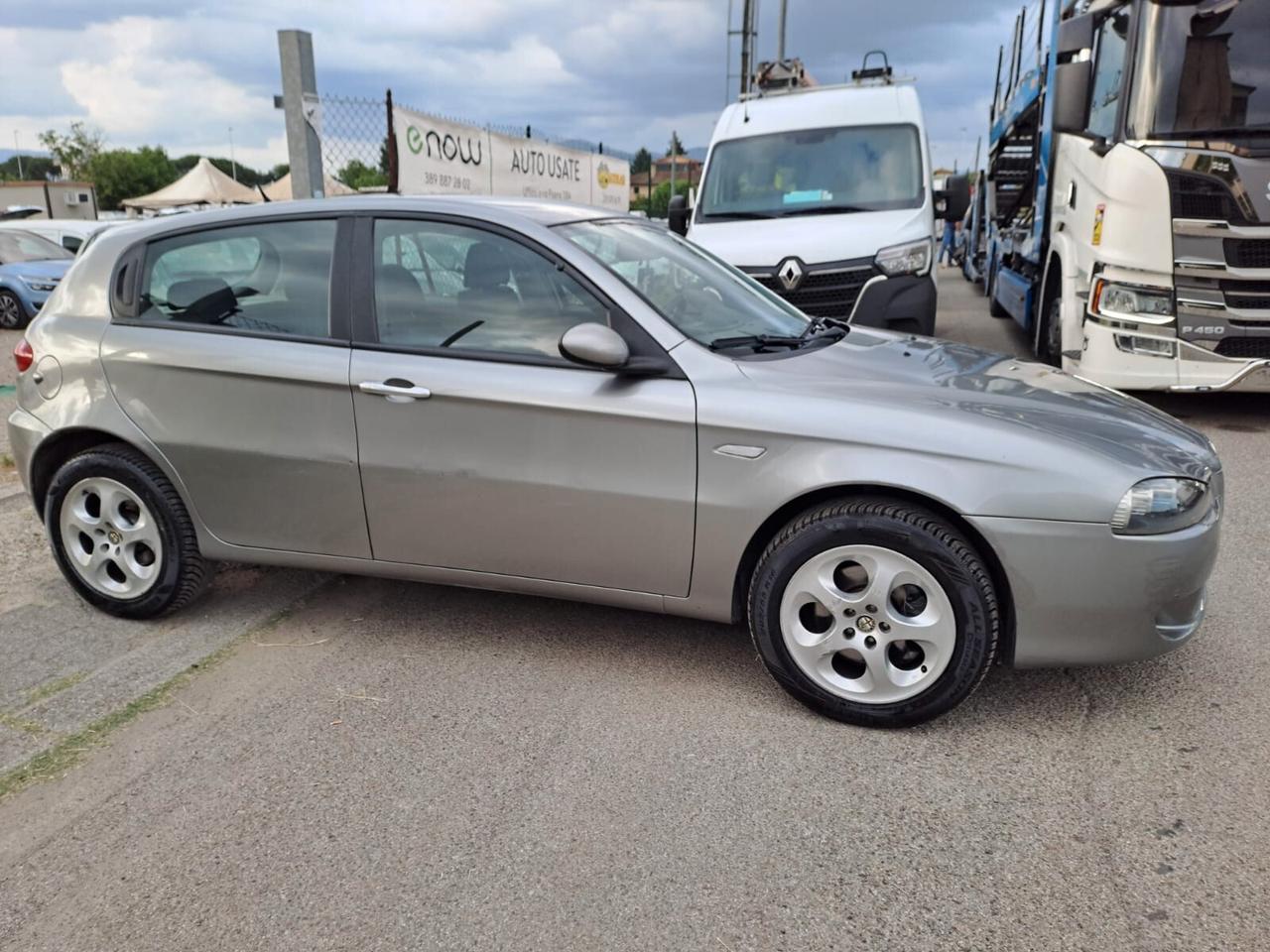 Alfa Romeo 147 1.6 benzina - 5 porte