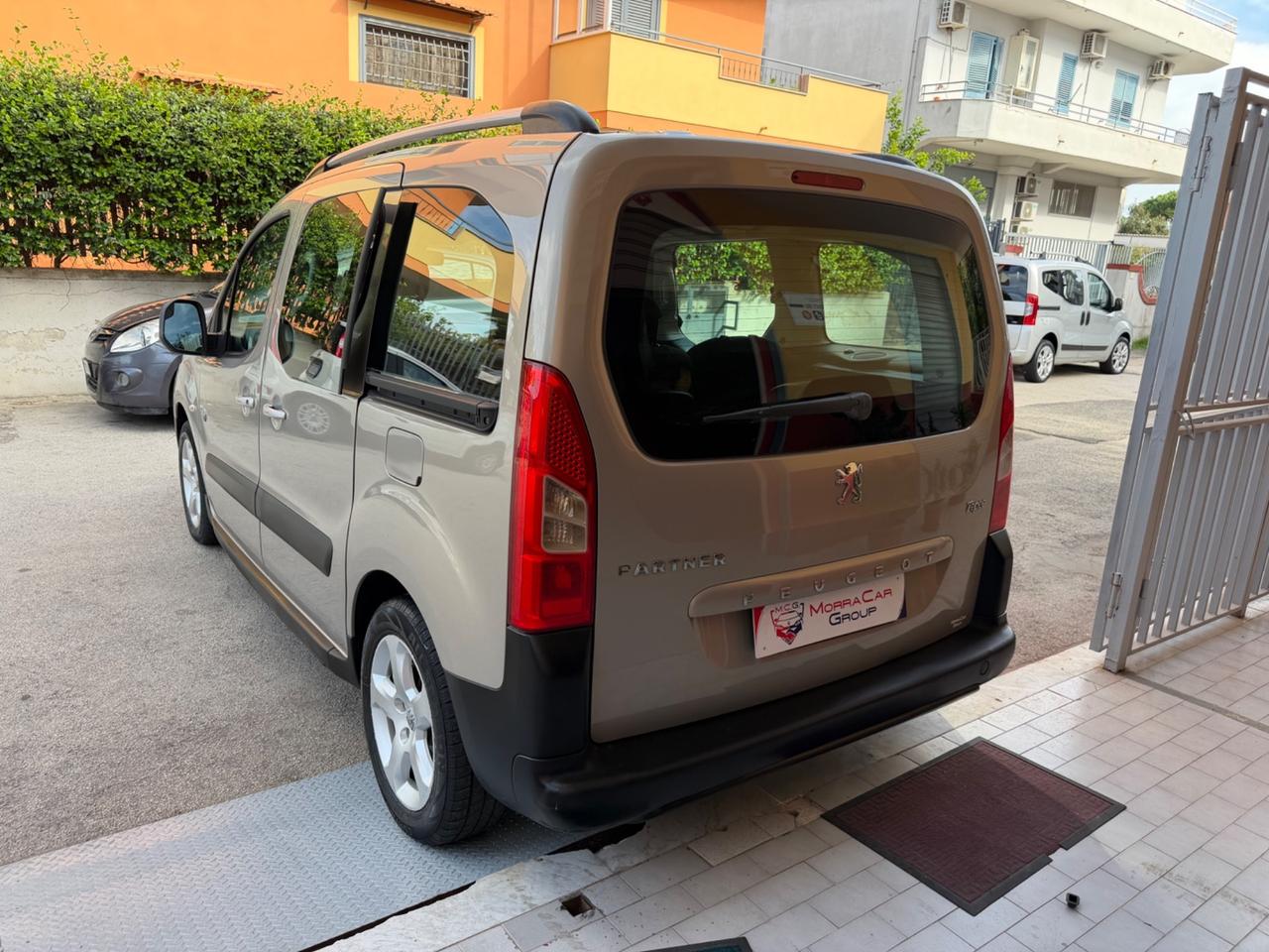 Peugeot Partner Tepee 1.6 HDi 90CV Outdoor