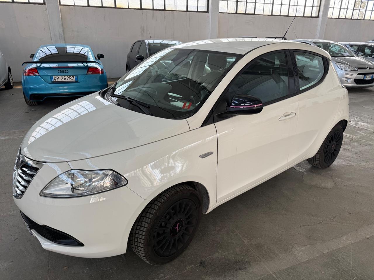Lancia Ypsilon 1.2 69 CV Elefantino km 58.000