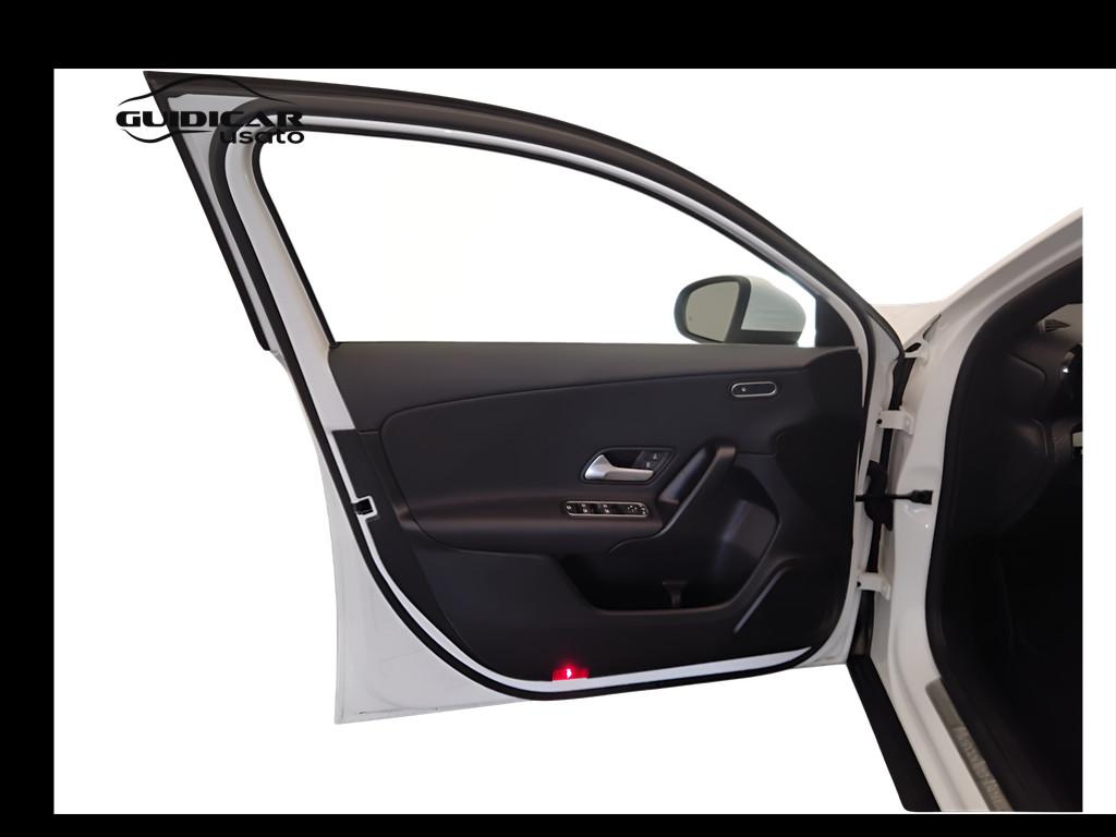 Mercedes-Benz Classe A - W177 2023 - A 180 d Advanced auto