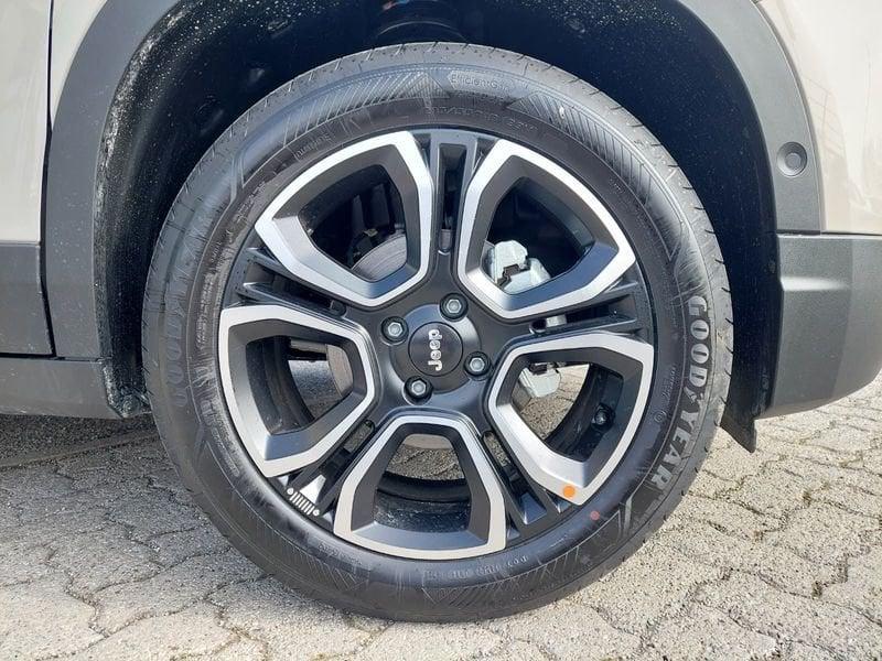 Jeep Avenger 1.2 T Summit + Infotainment pack