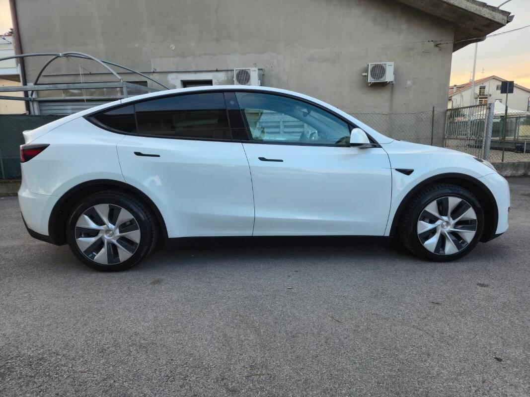 Tesla Model Y Single Motor rwd