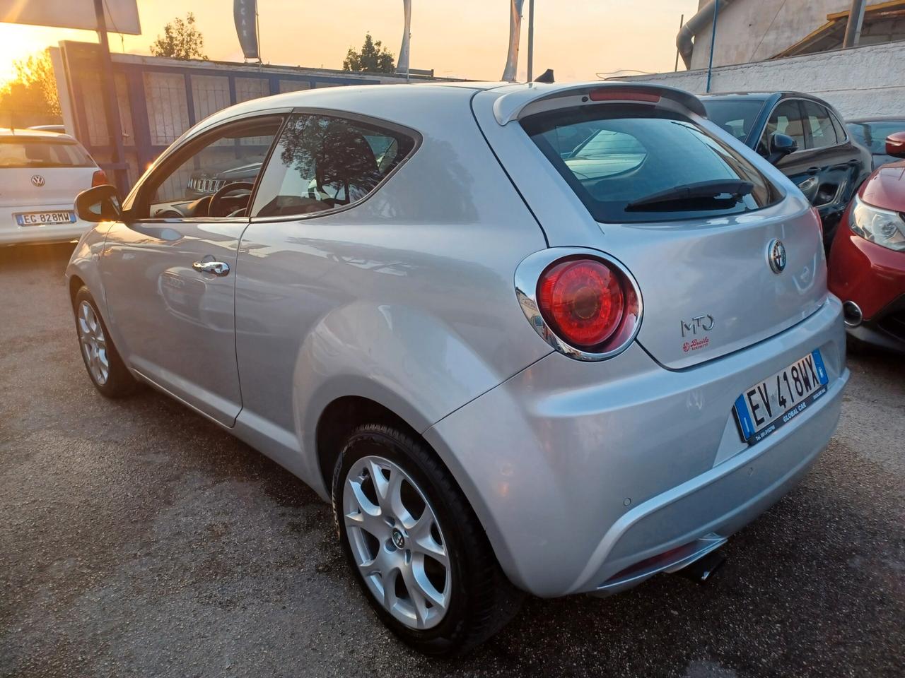 Alfa Romeo MiTo 1.3 JTDm DISTINCTIVE 2014