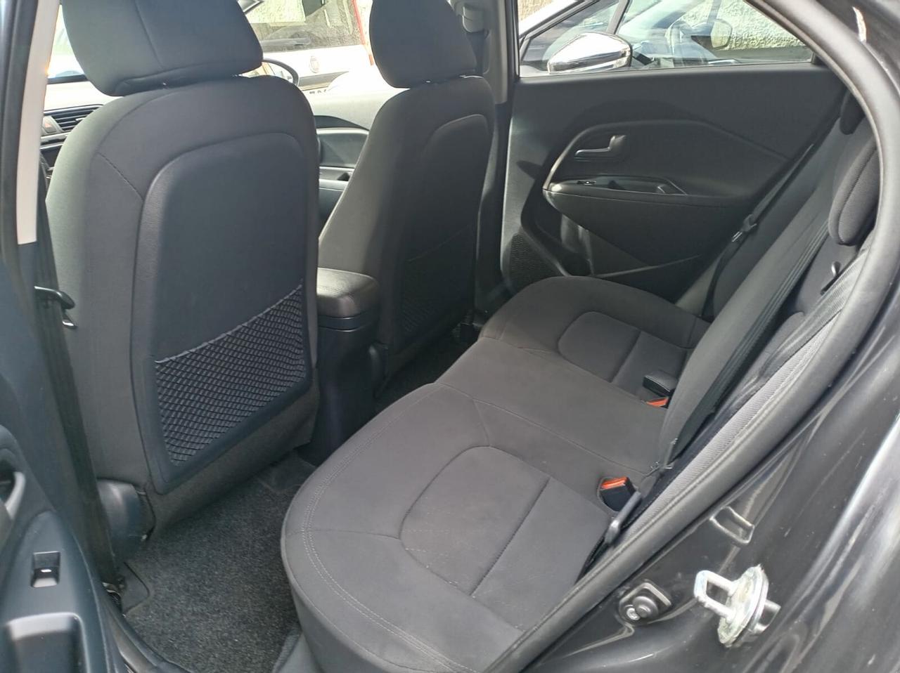 Kia Rio 1.4 CRDi 5p. Cool