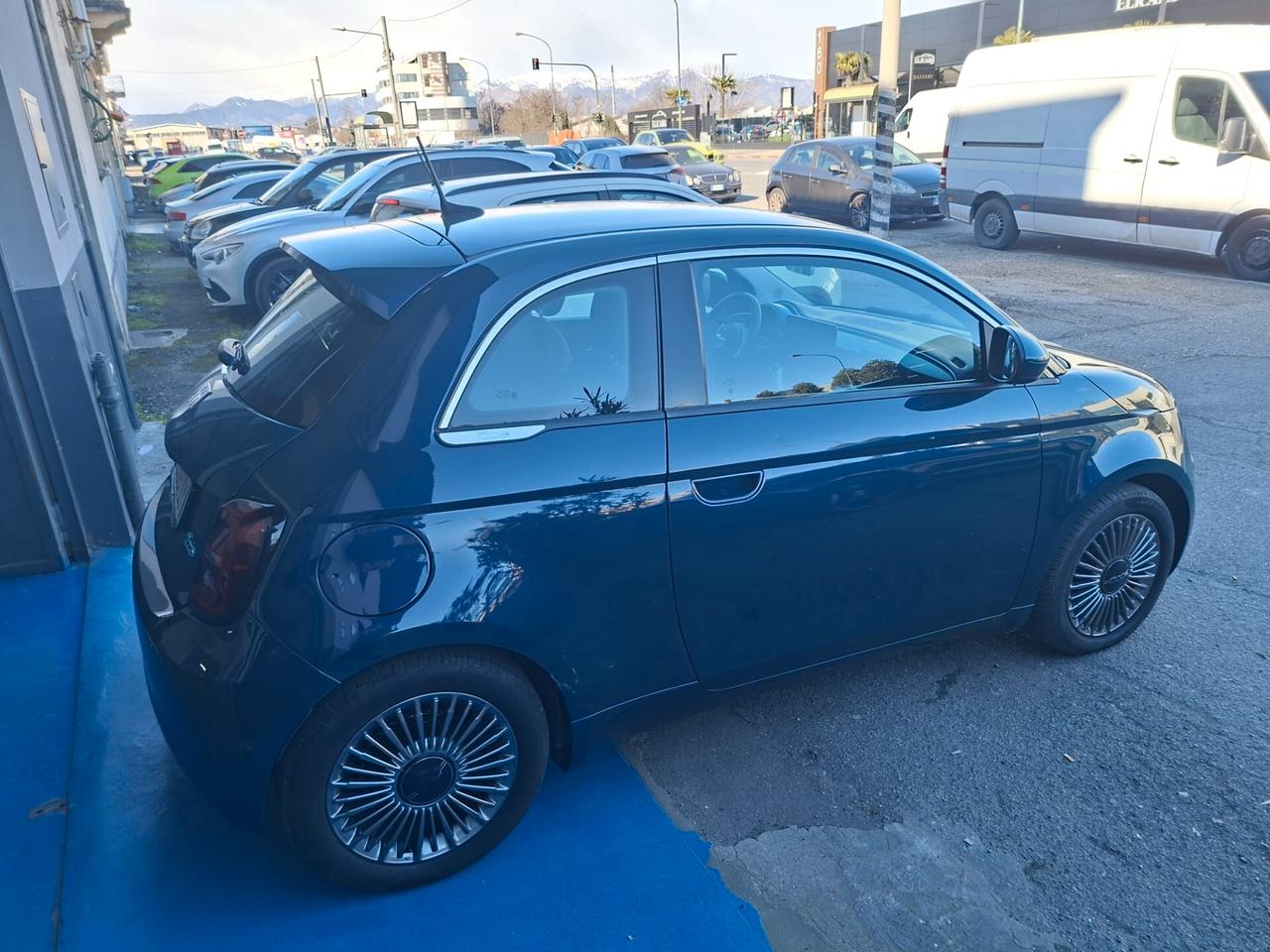 Fiat 500 500e Berlina 42 kWh Icon