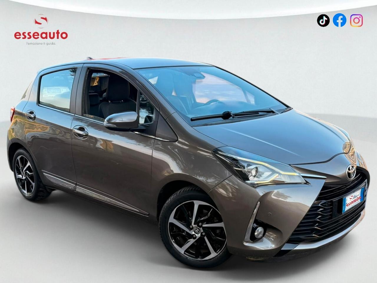 Toyota Yaris 1.5 5 porte Lounge