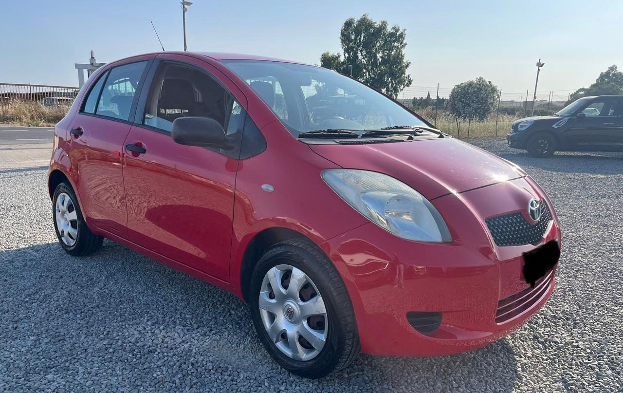 Toyota Yaris 1.0