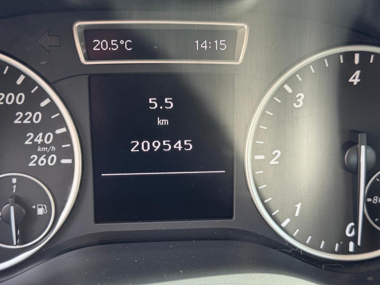 Mercedes-benz B 180 d Premium