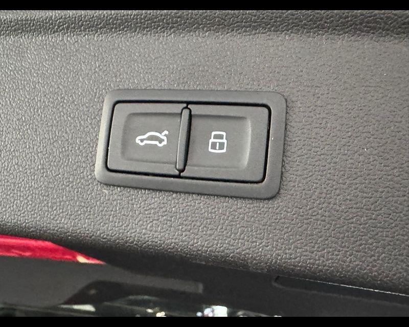 Audi A3 4ª serie SPB 35 TDI S tronic S line edition