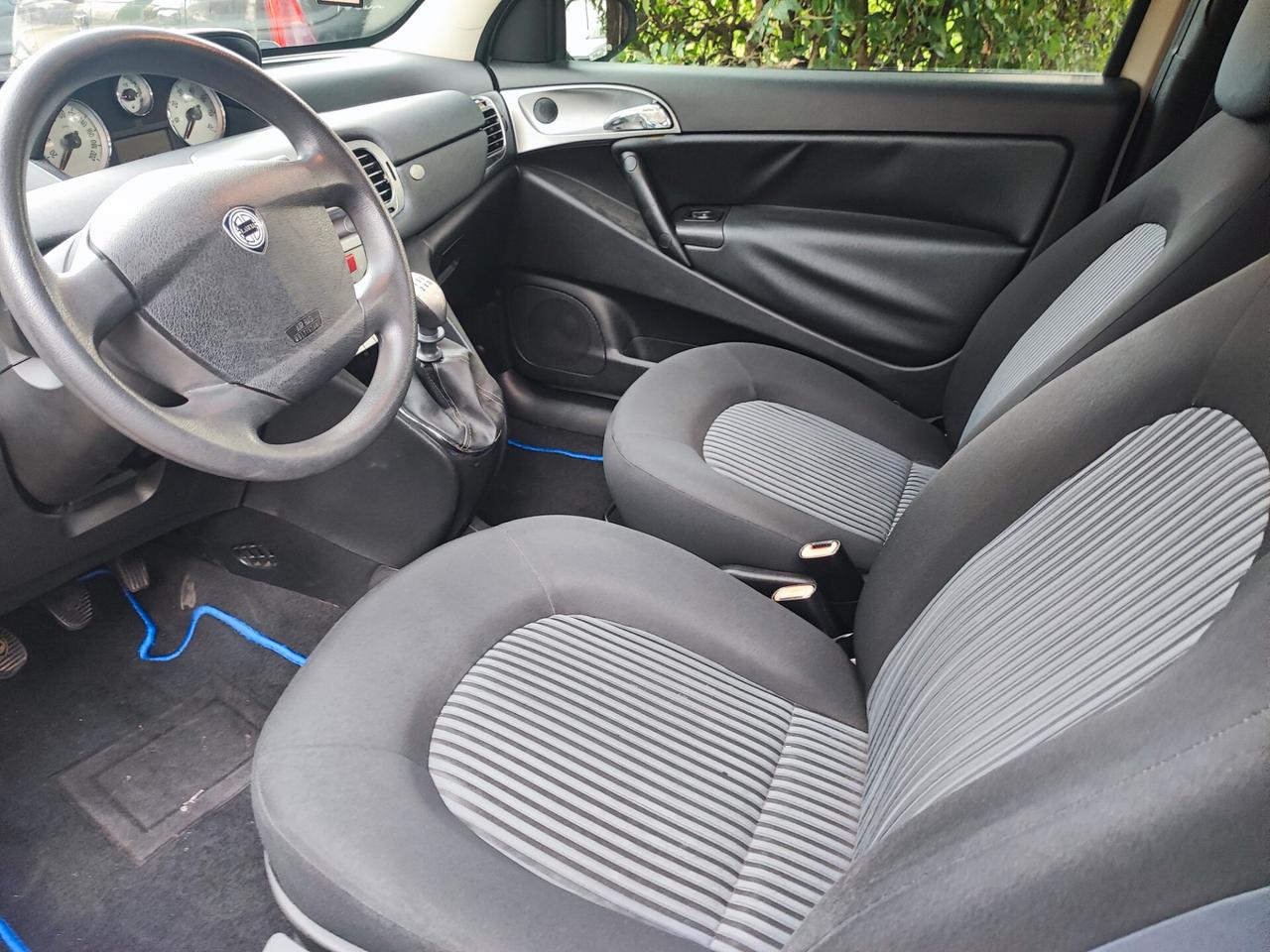 Lancia Ypsilon benzina GPL neopatentati