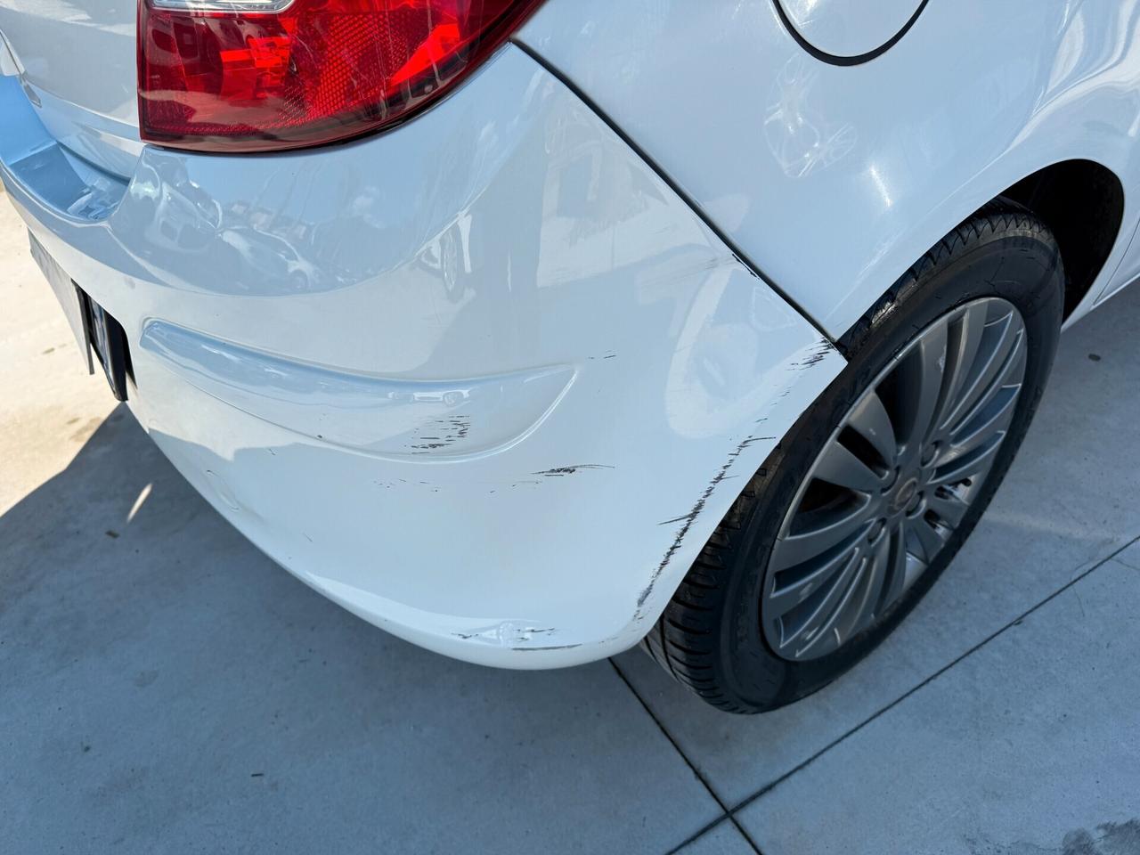 OPEL CORSA ANNO 12/2014 1.3 DIESEL 75 CV