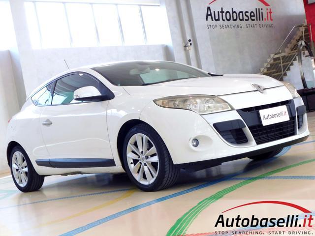 RENAULT Megane MÉGANE III COUPÉ 1.5 DCI 110CV LUXE