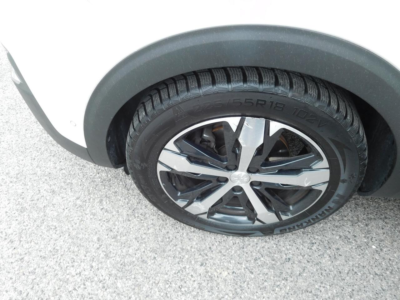 Peugeot 3008 BlueHDi 130 S&S EAT8 Allure