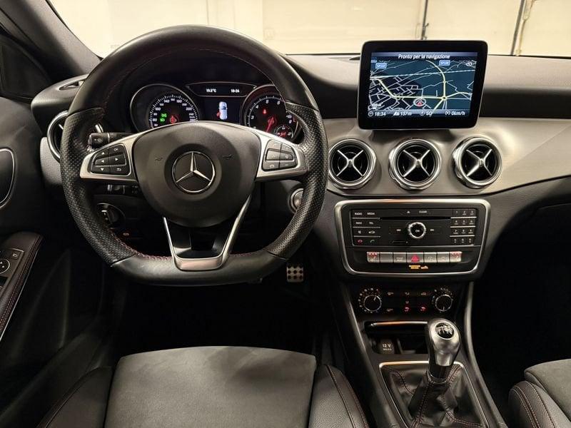 Mercedes-Benz GLA GLA 200 Premium AMG Night Edition