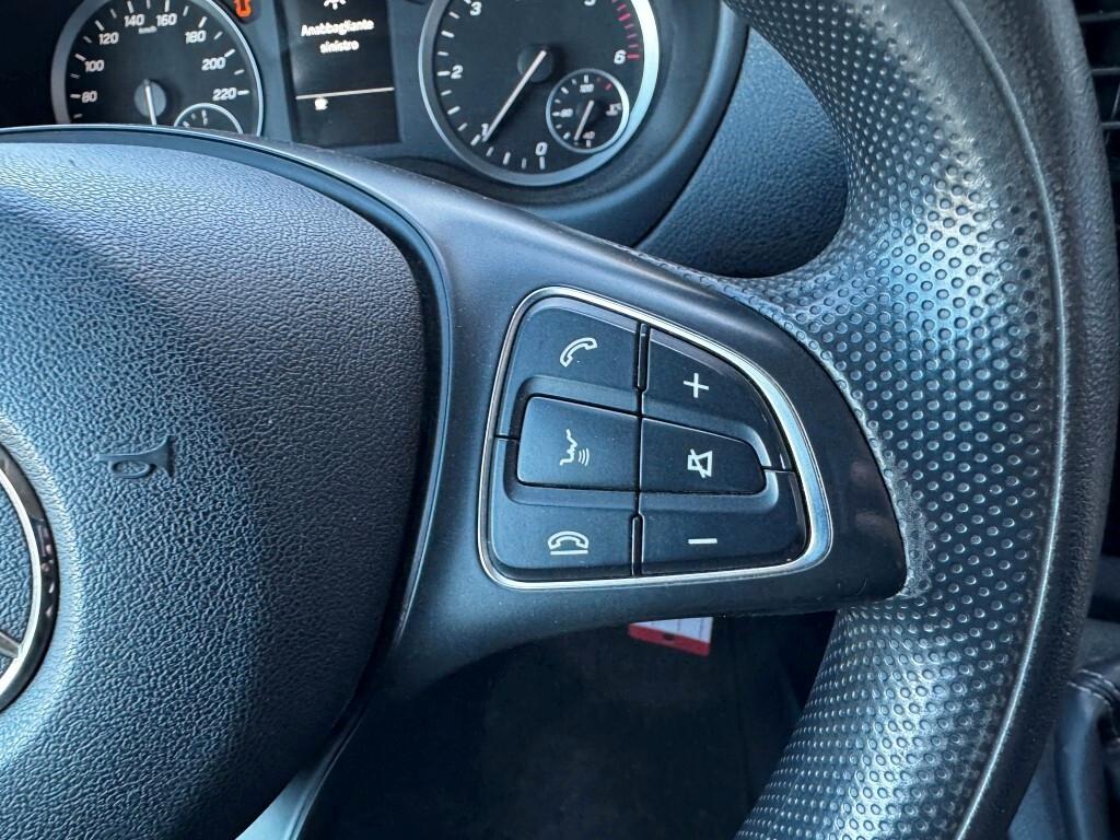 Mercedes Benz